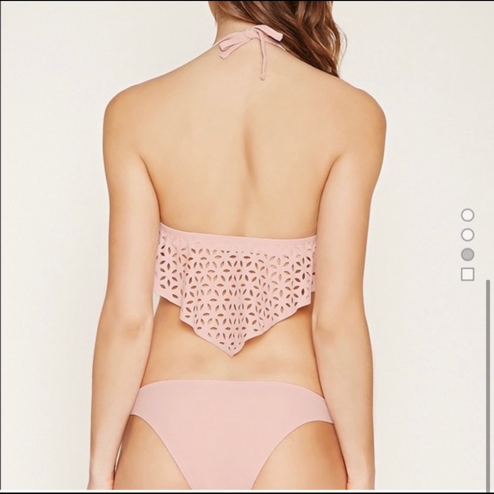 Monokini - Picture 2 of 2